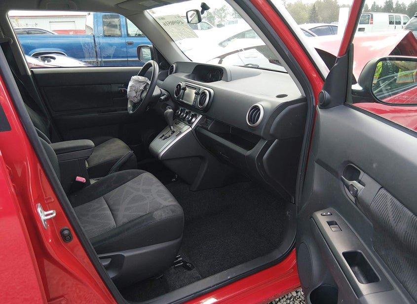 Scion Xb