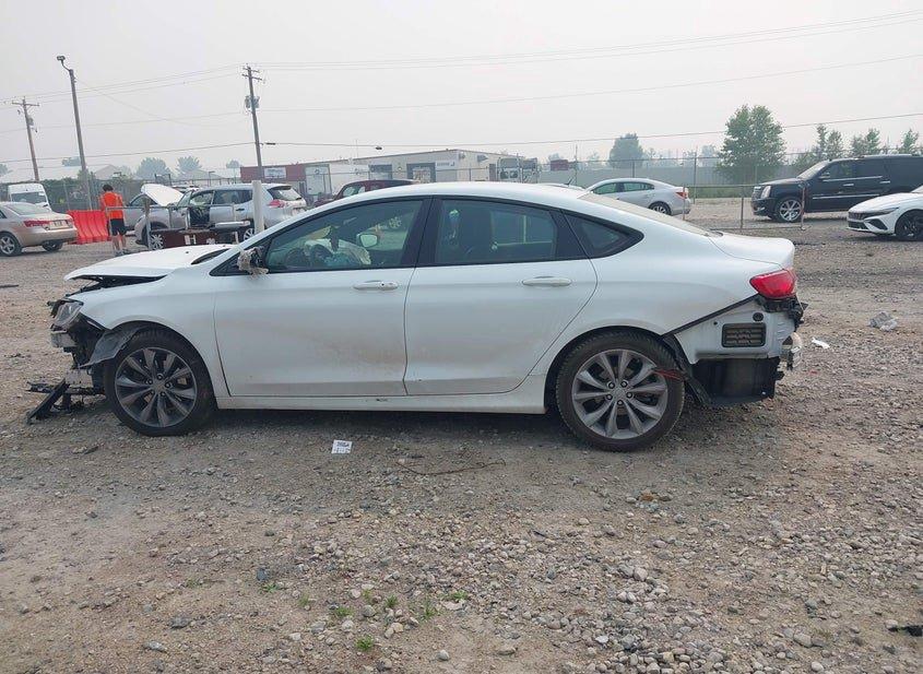 Chrysler 200