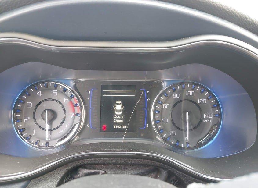 Chrysler 200