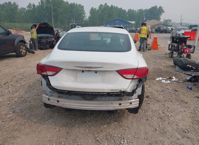 Chrysler 200