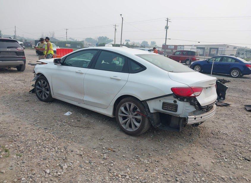Chrysler 200