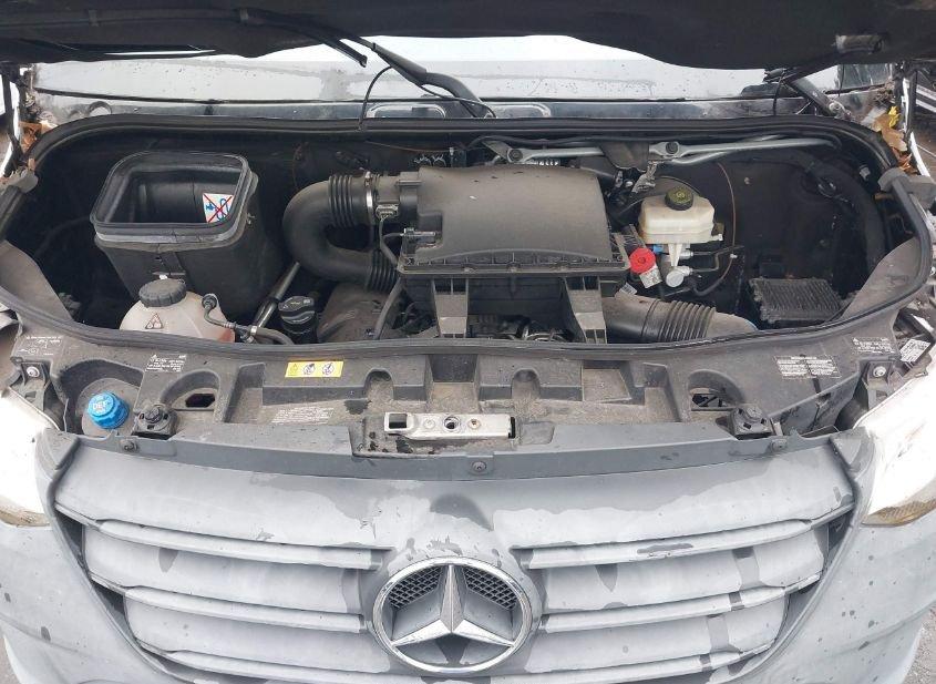 Mercedes-Benz Sprinter 2500