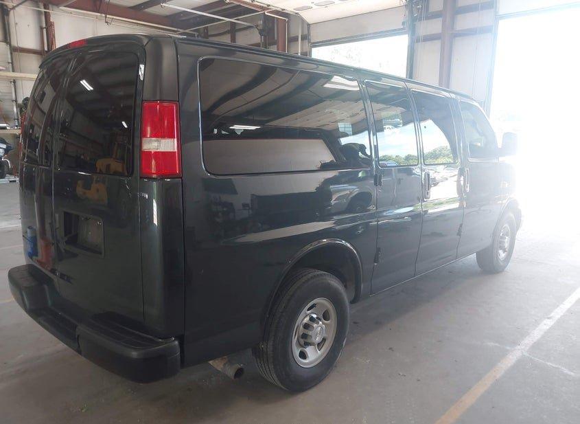 Chevrolet Express 2500