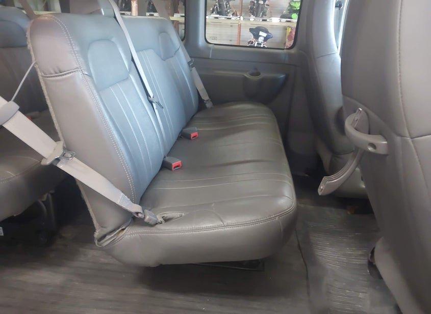 Chevrolet Express 2500