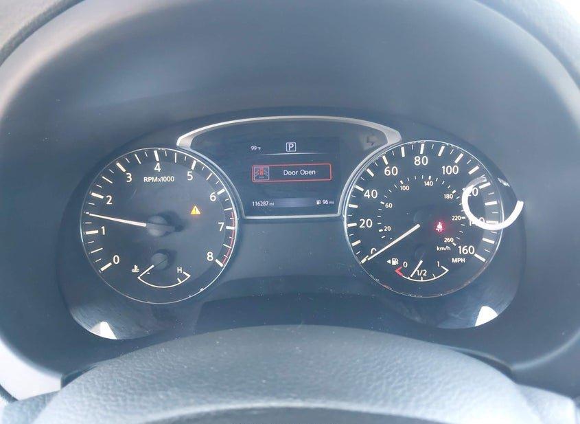 Nissan Altima