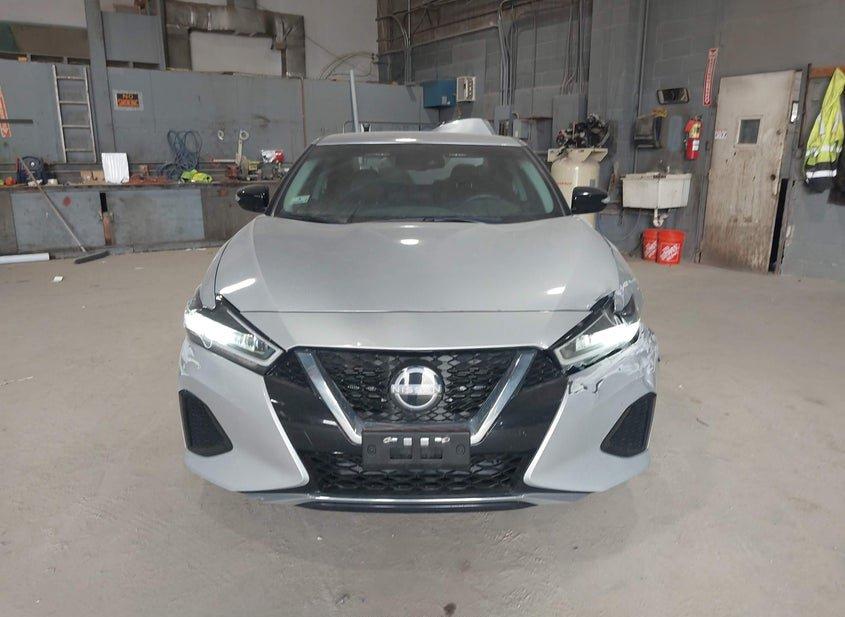 Nissan Maxima