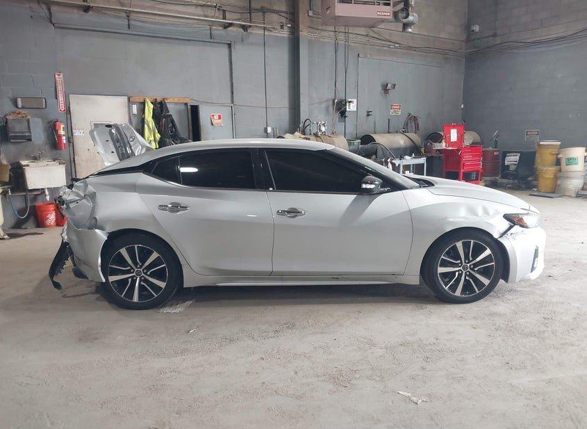 Nissan Maxima