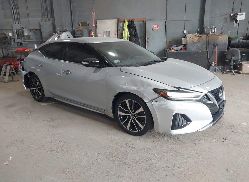 Nissan Maxima