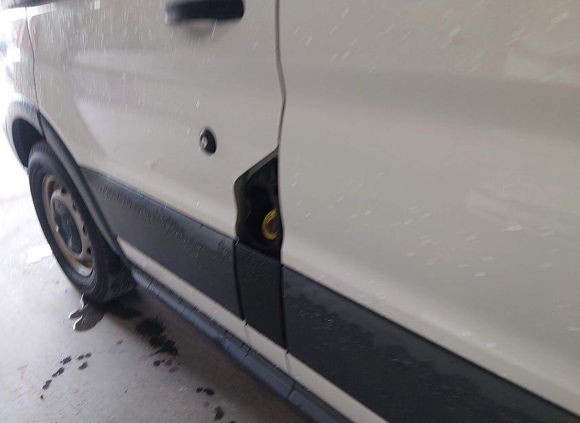 Ford Transit-350