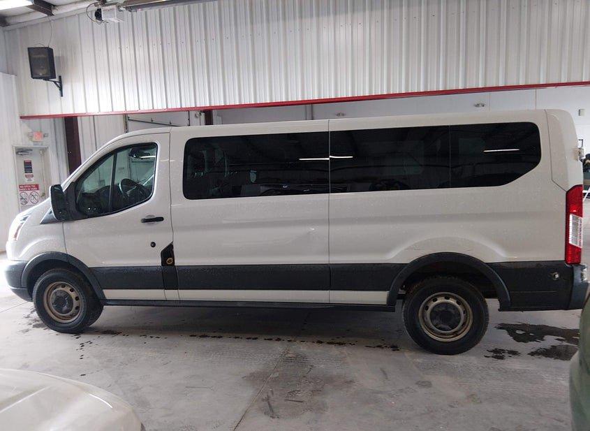 Ford Transit-350