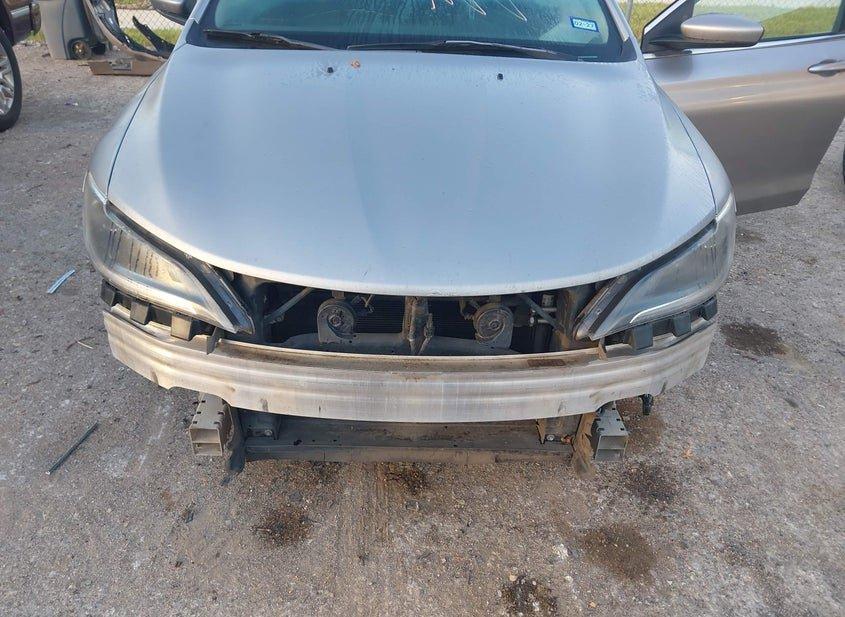 Chrysler 200