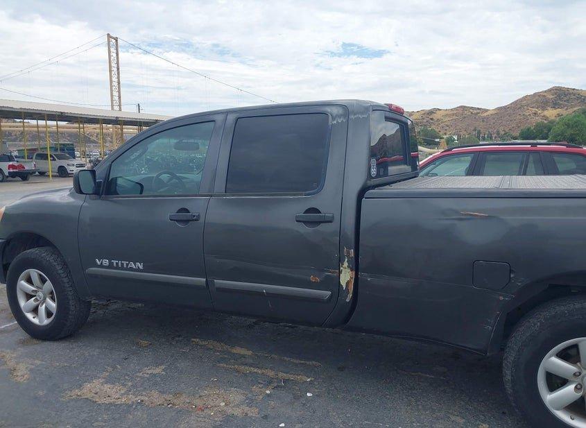 Nissan Titan