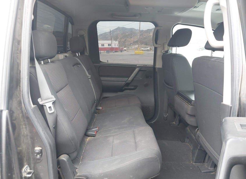 Nissan Titan