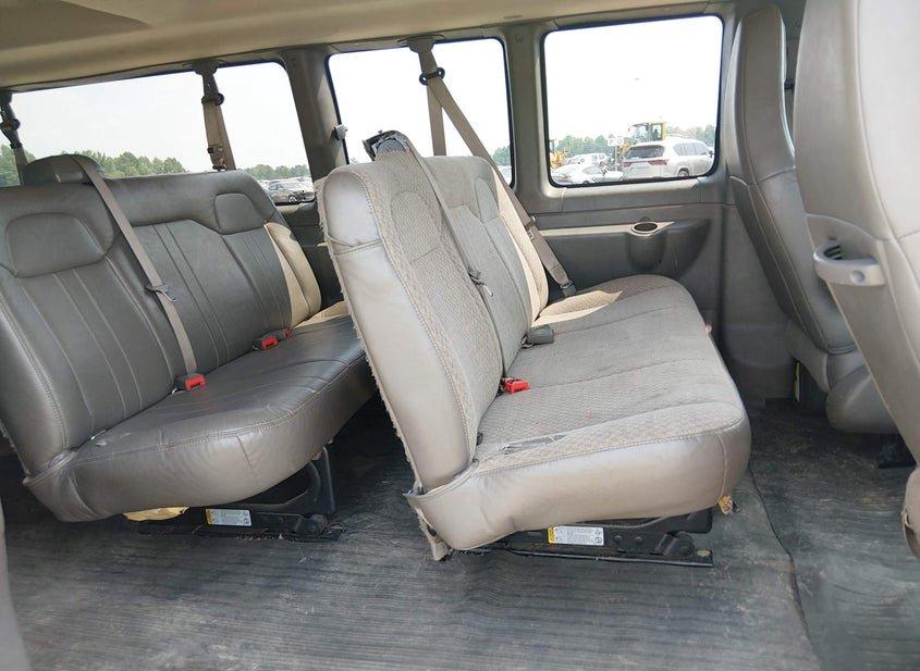 Chevrolet Express 3500