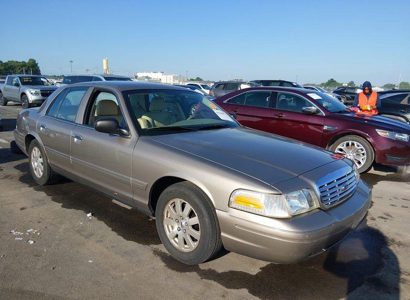 Ford Crown Victoria