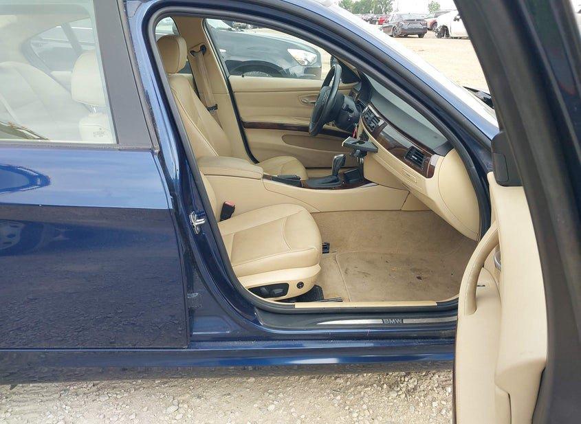 BMW 328I