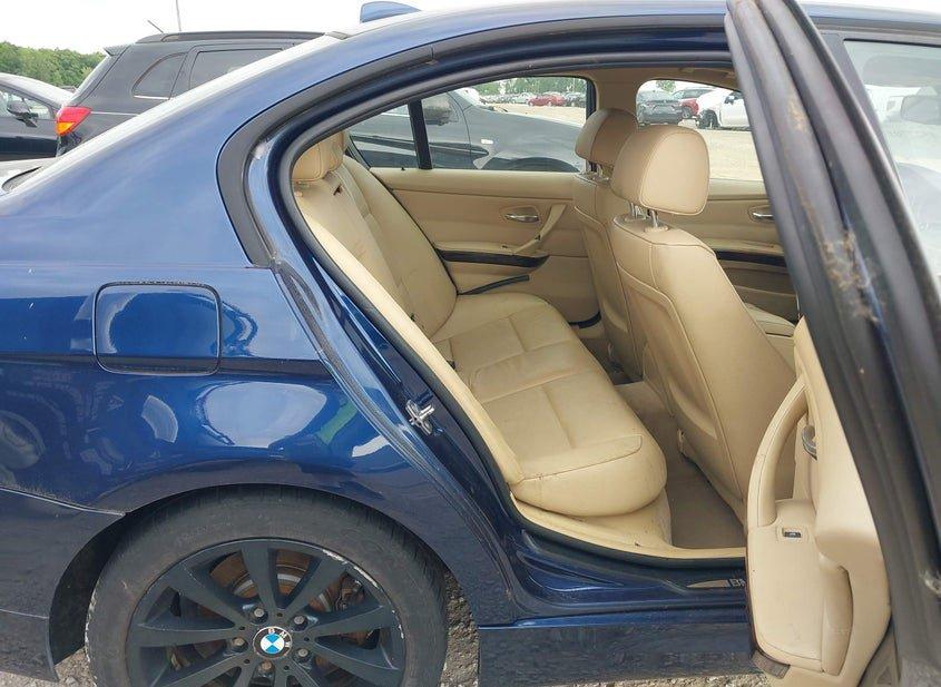 BMW 328I