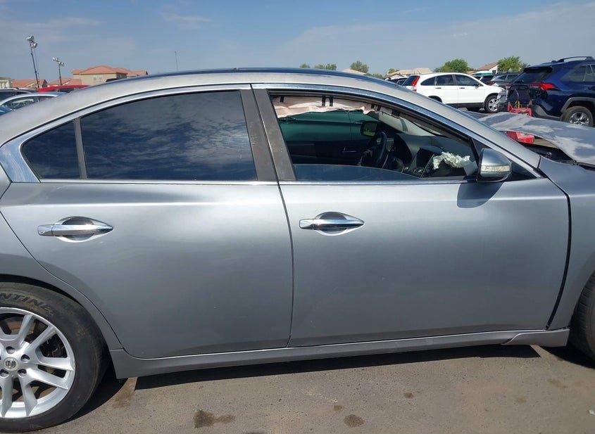 Nissan Maxima
