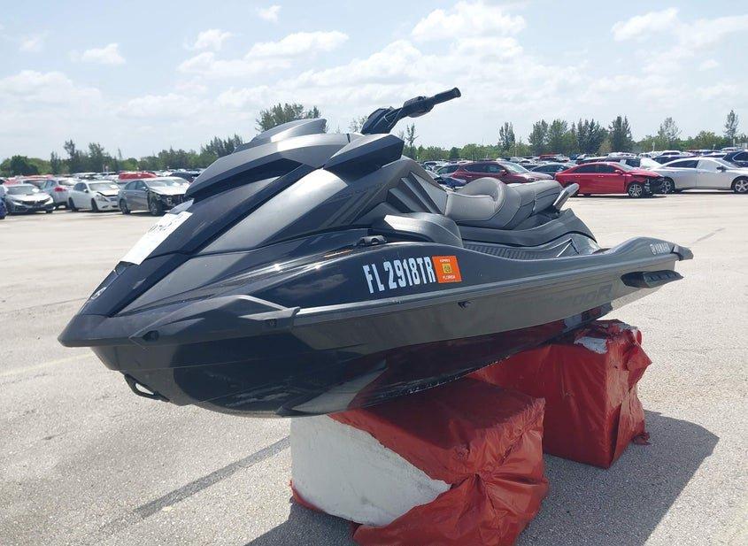Yamaha Gp1800