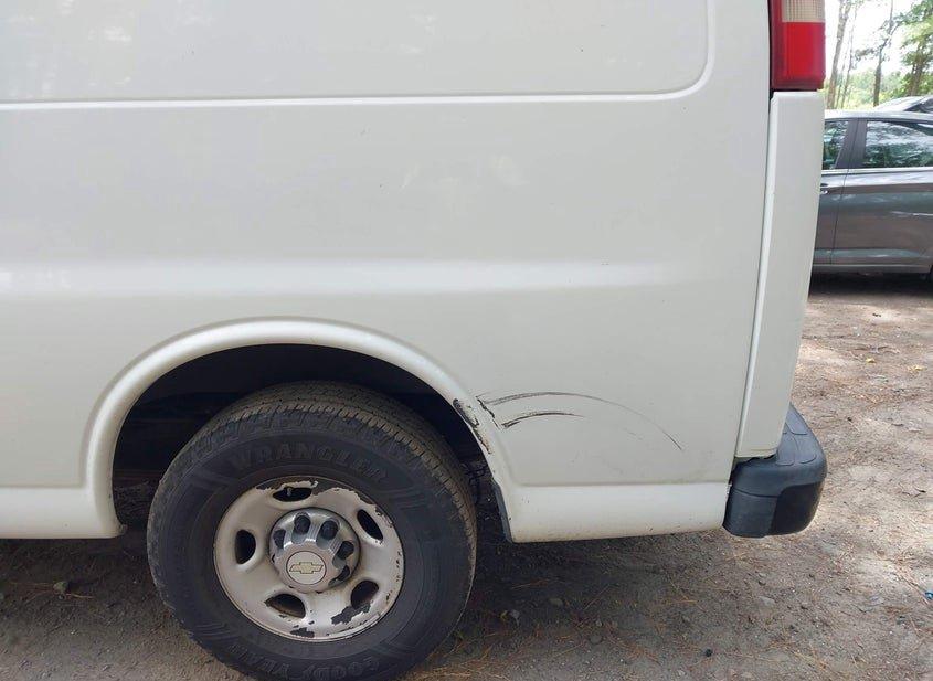 Chevrolet Express 2500