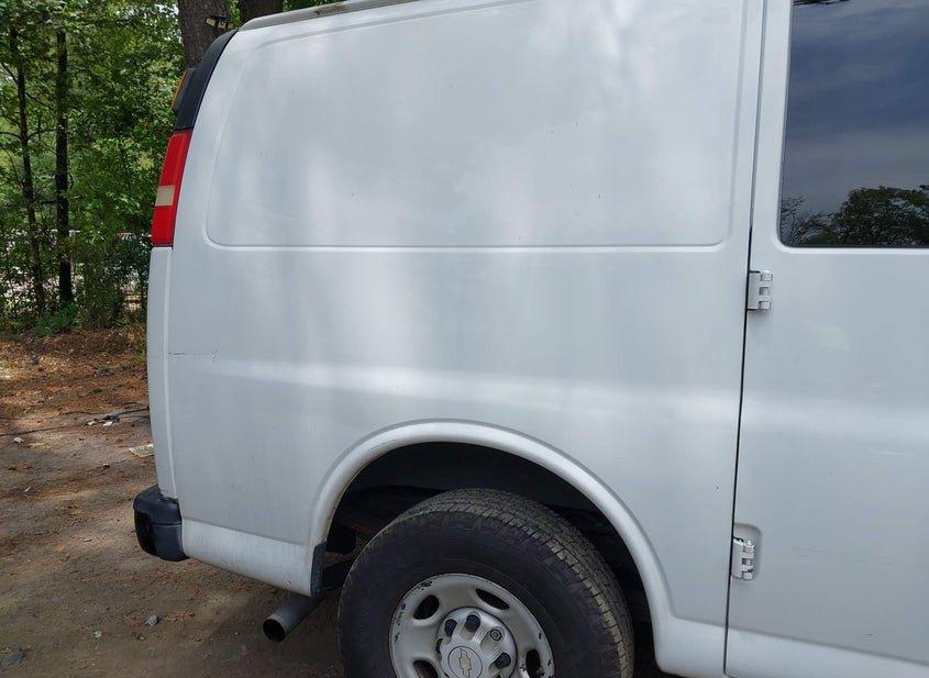 Chevrolet Express 2500