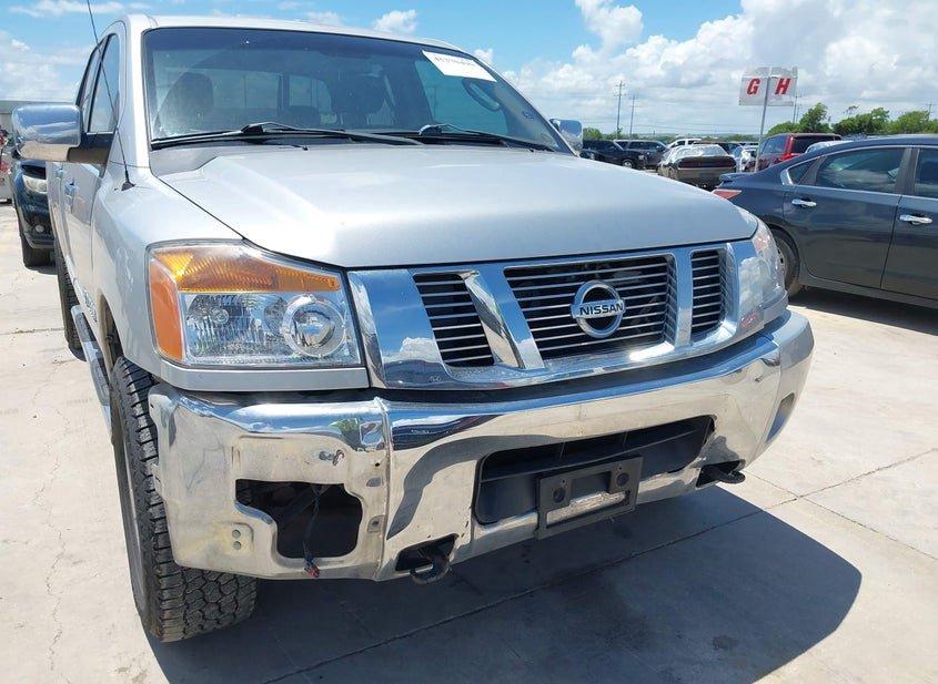 Nissan Titan