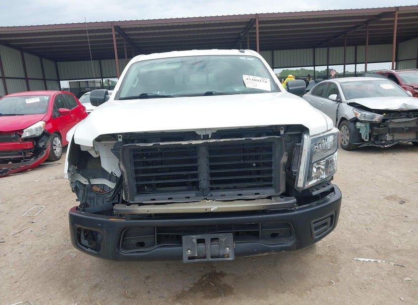 Nissan Titan