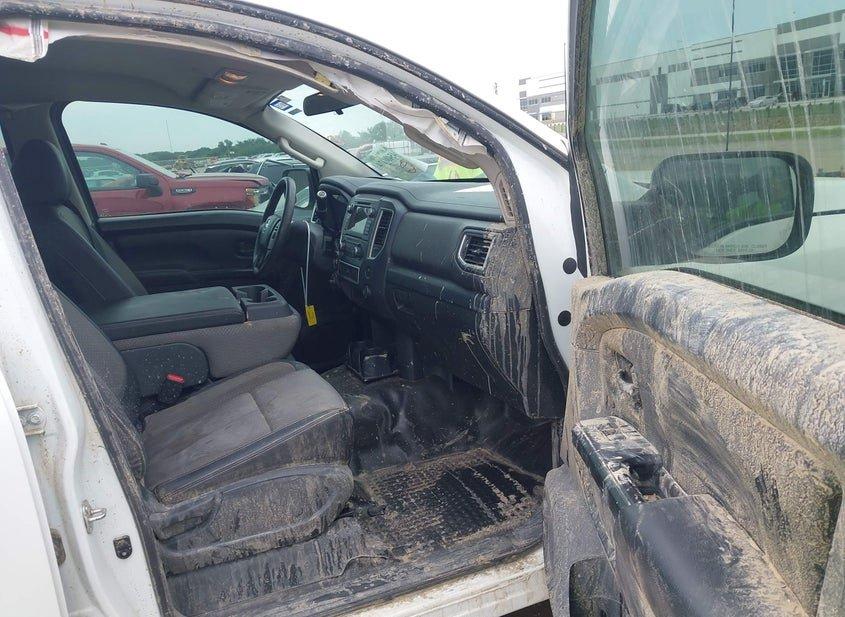 Nissan Titan