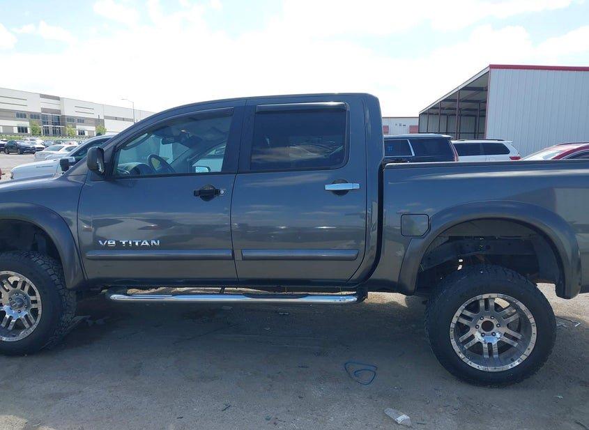Nissan Titan