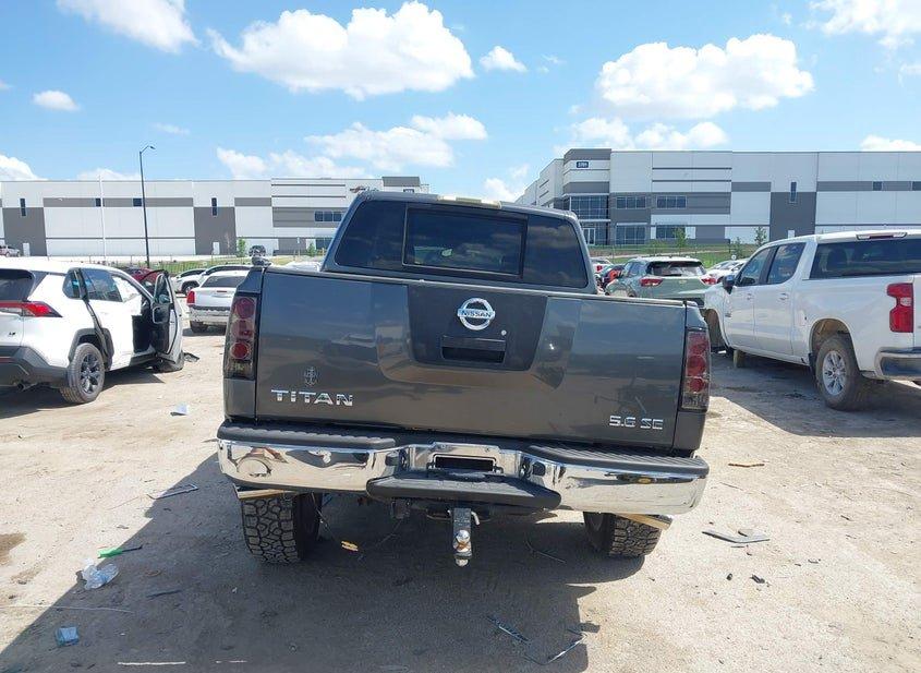 Nissan Titan