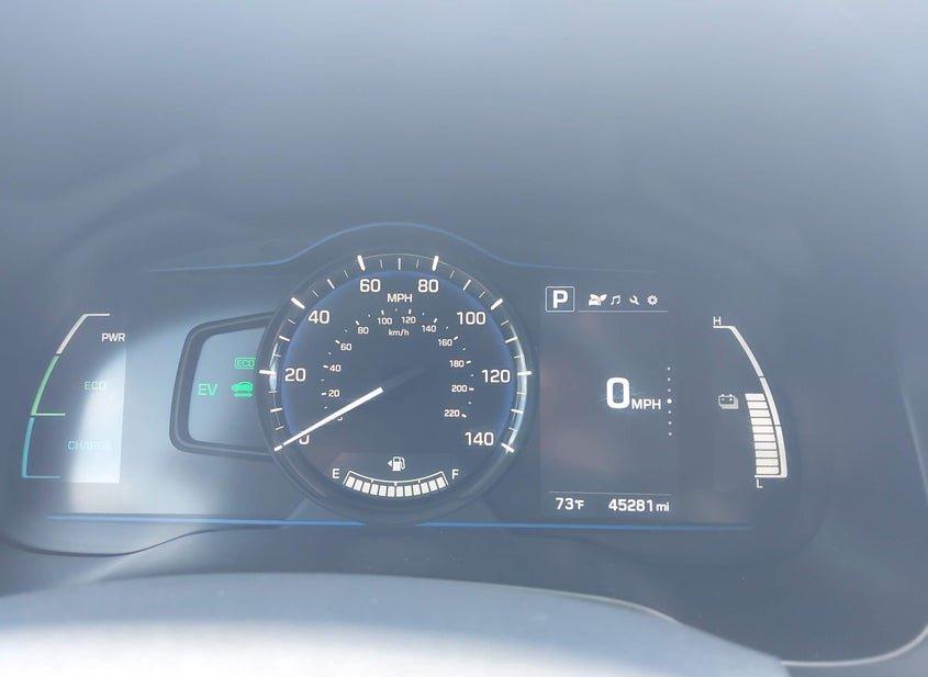 Hyundai Ioniq Hybrid