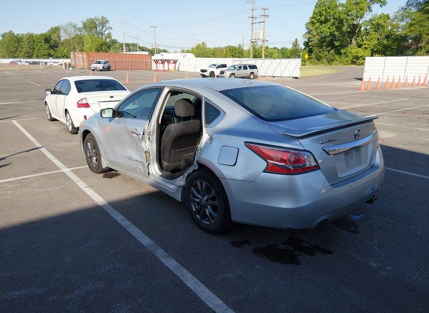Nissan Altima