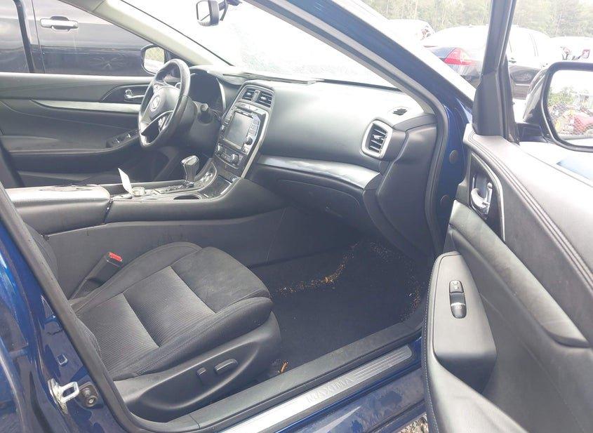Nissan Maxima