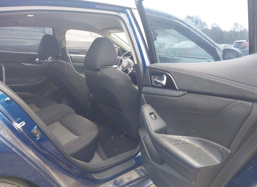 Nissan Maxima