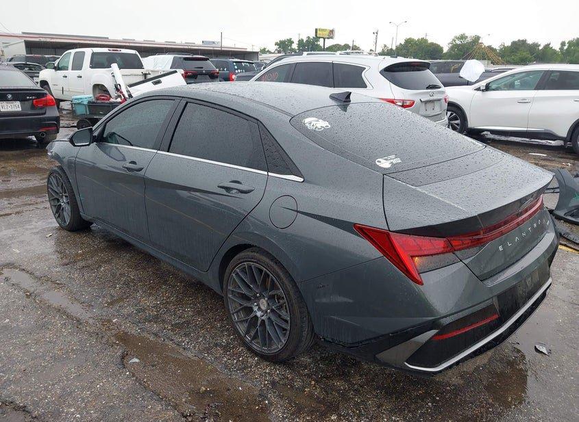 Hyundai Elantra Hybrid