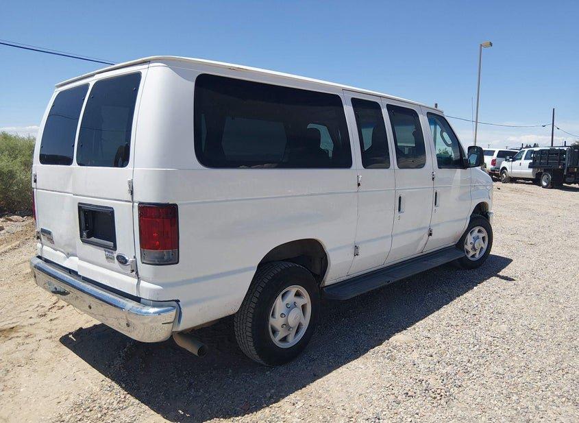 Ford E-350 Super Duty