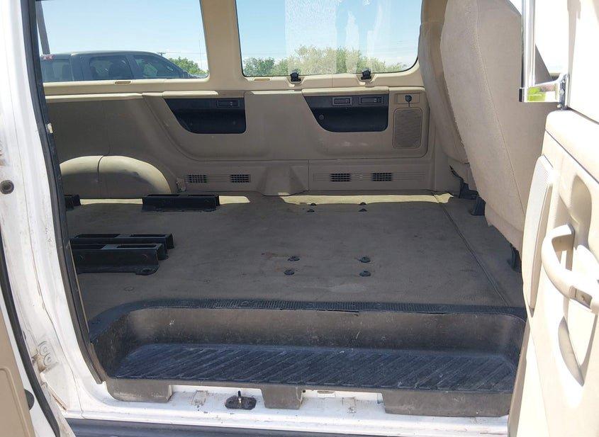 Ford E-350 Super Duty