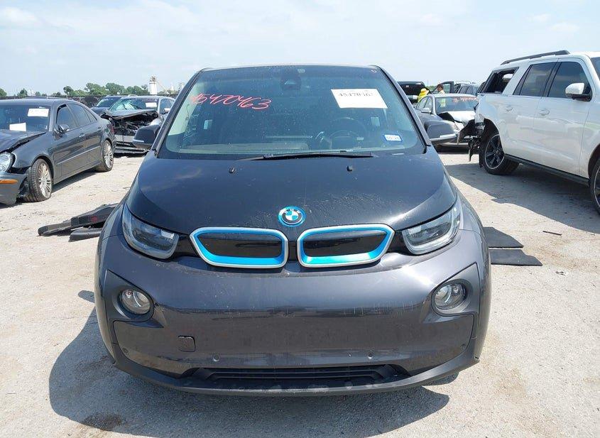 BMW I3