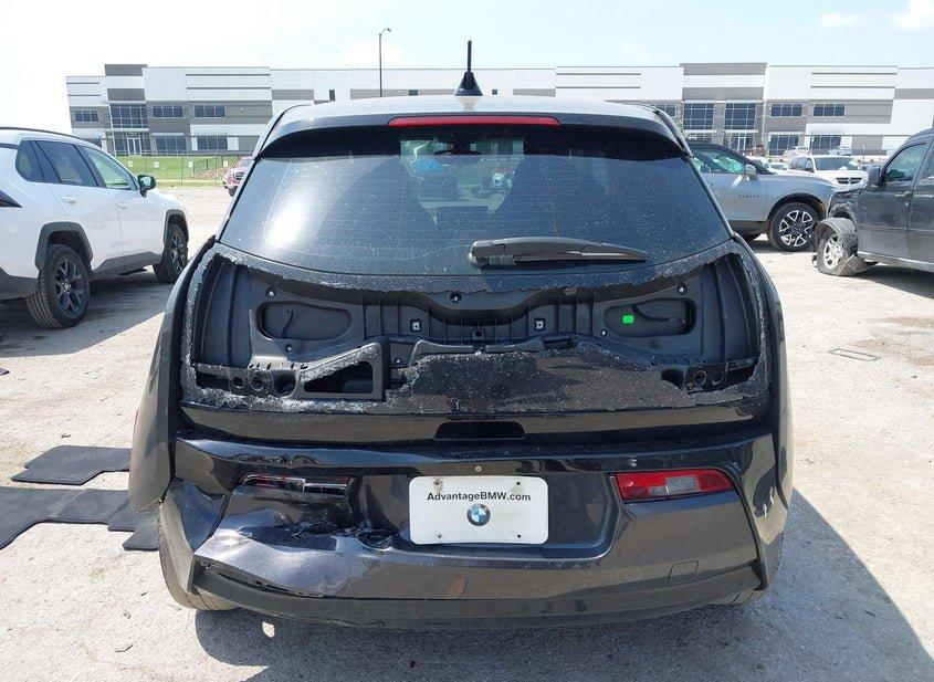 BMW I3