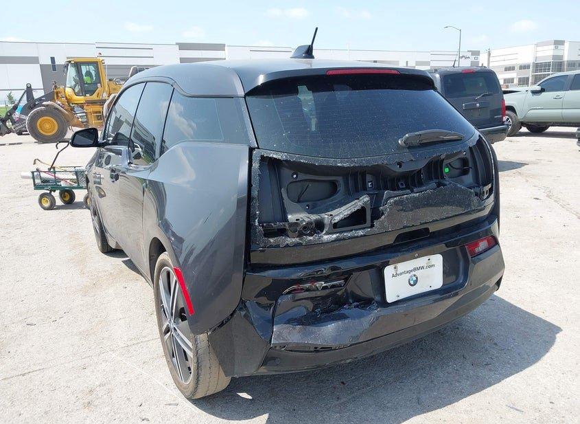BMW I3