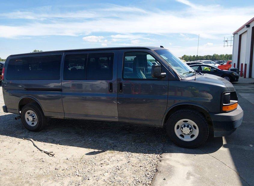 Chevrolet Express 3500