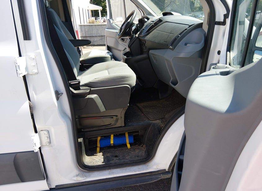 Ford Transit-350