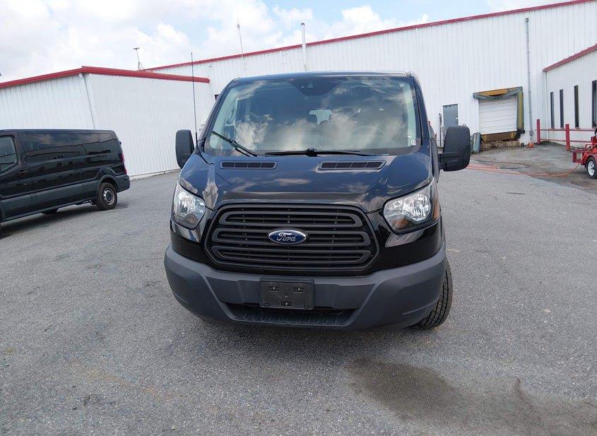 Ford Transit-350