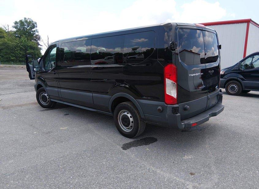 Ford Transit-350