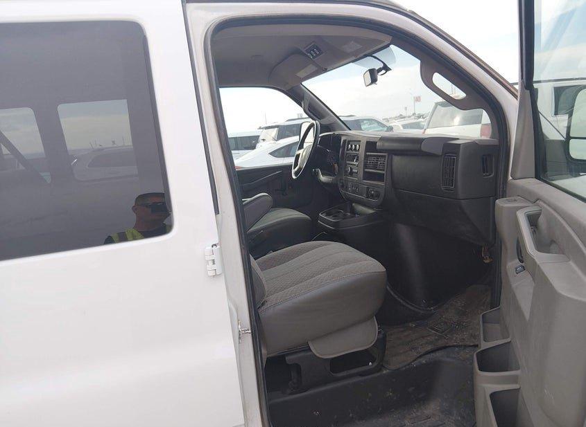 Chevrolet Express 3500