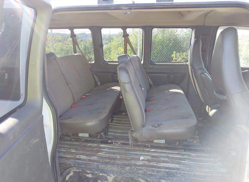 Chevrolet Express 3500