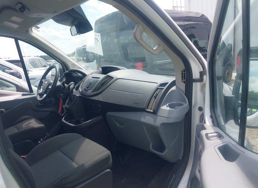 Ford Transit-150