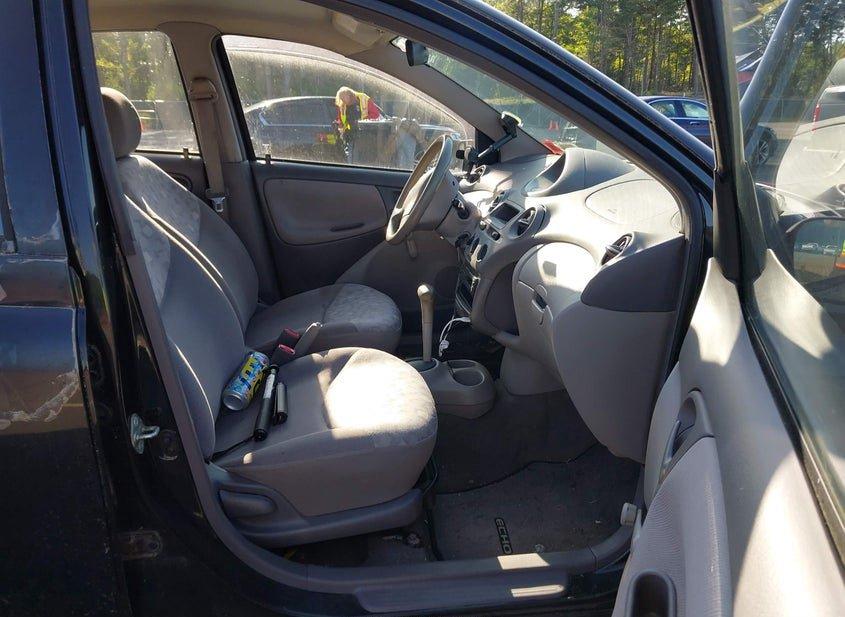 Toyota Echo