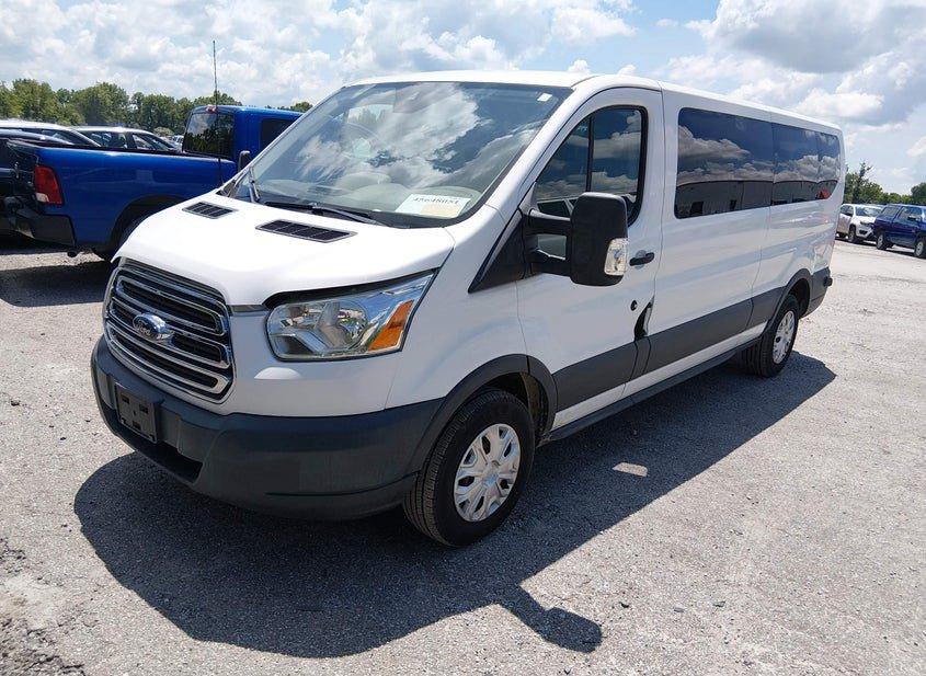 Ford Transit-350