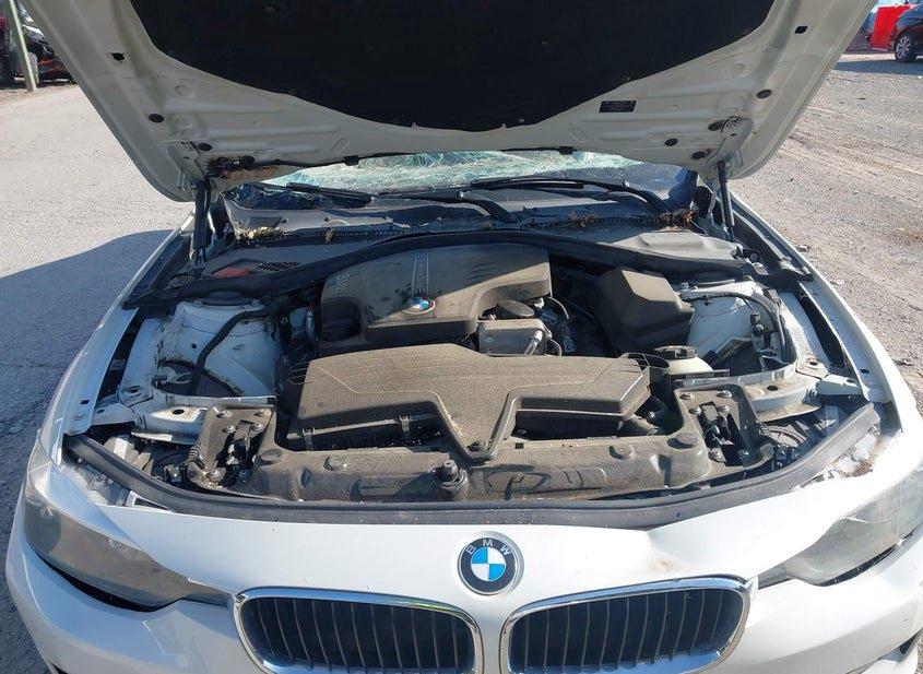 BMW 320I